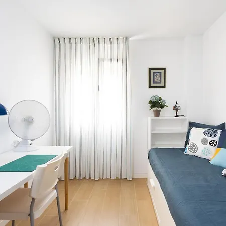 Apartment Home2book Elegance Center